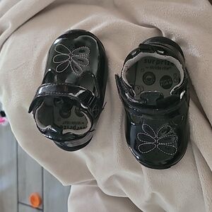 Surprise By Stride Rite Baby Girl Flat Shoes With Velcro Strap Closure Size 3c